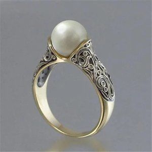 Pearl Fashion Ring Size 7